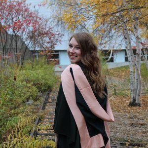 Meet your Posher, Serena